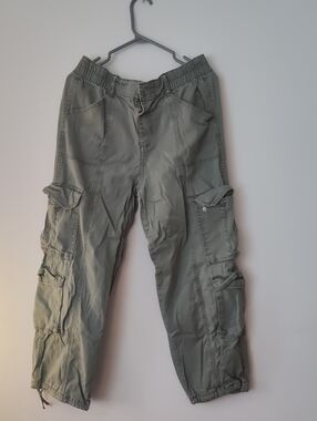 refuge Olive Cargo Pants with Multiple Utility Pockets